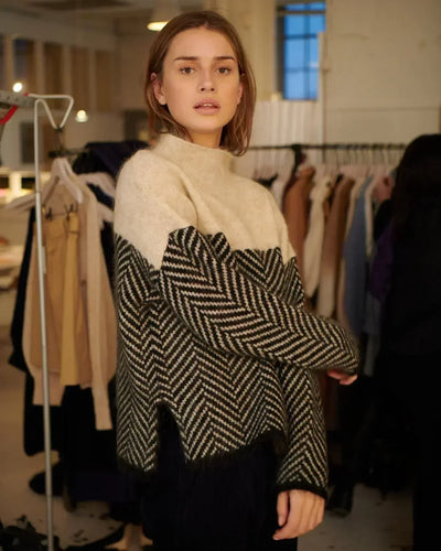 Louisa | Stylish Sweater